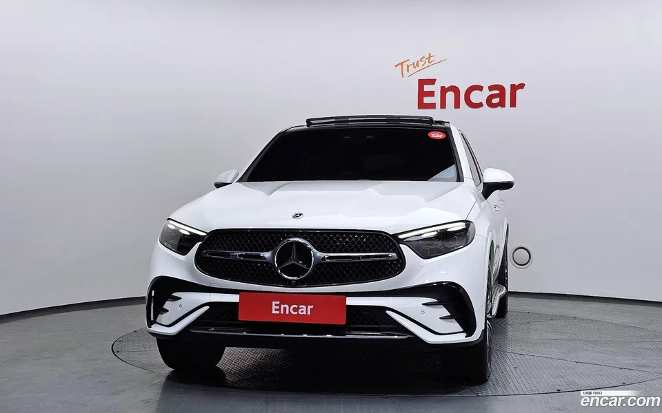 Mercedes-Benz GLC-Class GLC300 4MATIC 2024 — миниатюра 3