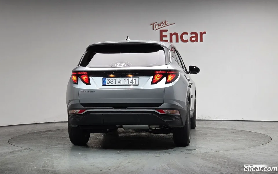 Hyundai Tucson 2.0 2WD 2023 — миниатюра 4