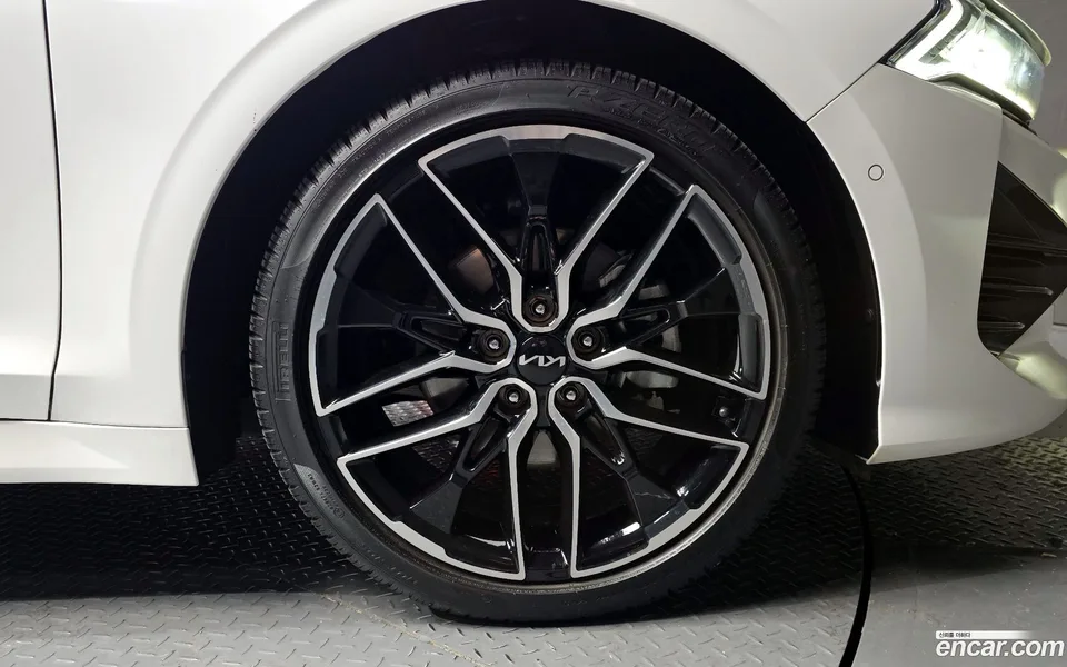 Kia K5 1.6 2023 — миниатюра 5