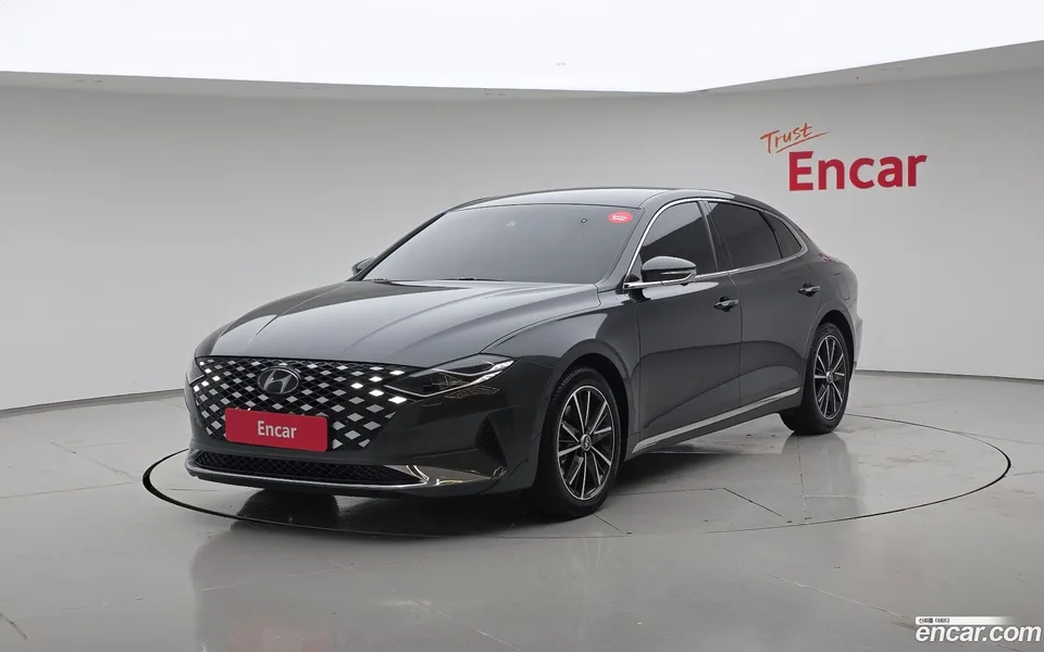 Hyundai Grandeur IG 3.3 2022 — фото 1, купить с доставкой в Москву