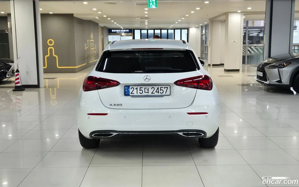 Mercedes-Benz A-Class A220 2025 — миниатюра 4
