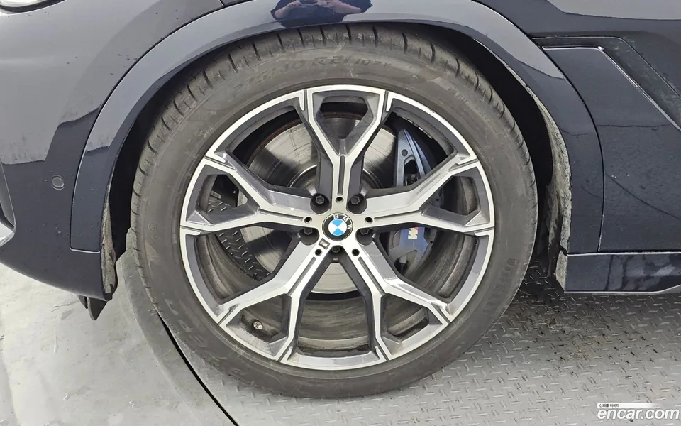 BMW X6 xDrive40i M 2022 — миниатюра 5