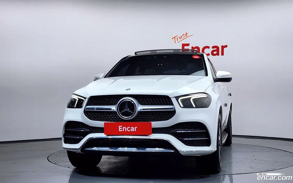 Mercedes-Benz GLE-Class GLE350e 4MATIC 2022 — миниатюра 3
