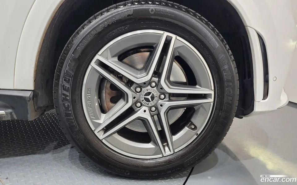 Mercedes-Benz GLE-Class GLE350e 4MATIC 2022 — миниатюра 5