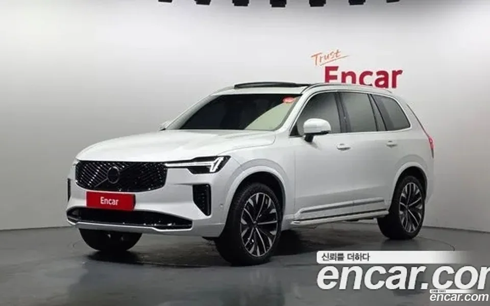 Volvo XC90 B6 2025 — миниатюра 3