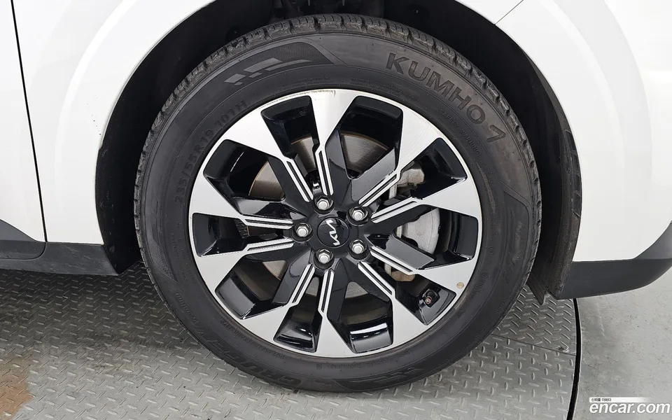 Kia Carnival 7 2022 — миниатюра 5