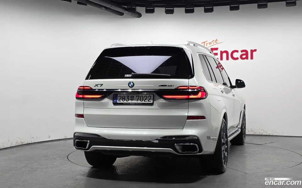 BMW X7 xDrive 40i M 6 2023 — миниатюра 4