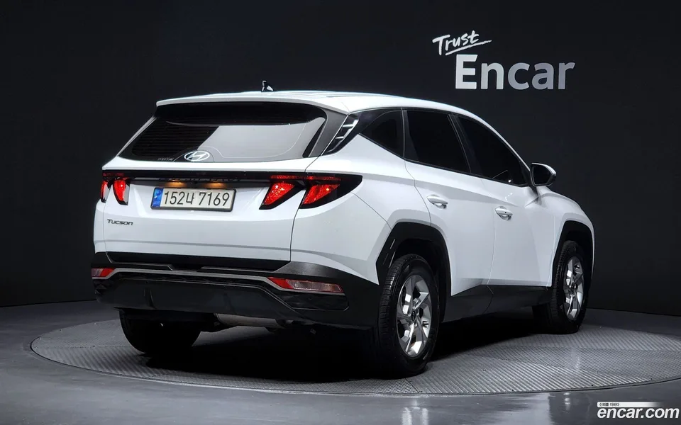 Hyundai Tucson 2.0 2WD 2023 — миниатюра 2