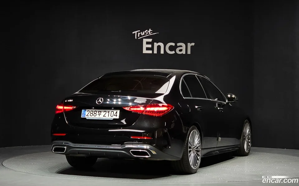 Mercedes-Benz C-Class C300 4MATIC AMG Line 2023 — миниатюра 2