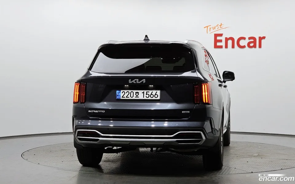 Kia Sorento HEV 1.6 4WD 2023 — миниатюра 4