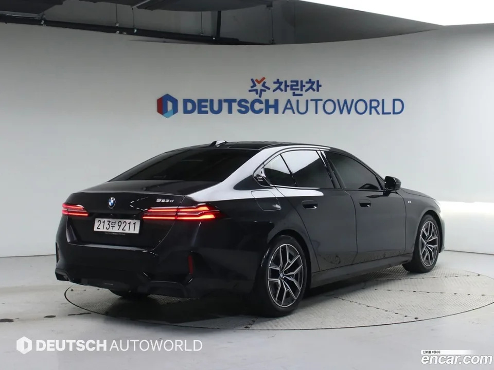 BMW 5 Series 523d M 2025 — миниатюра 2
