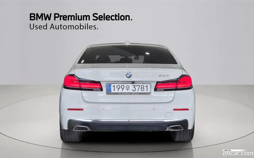 BMW 5 Series 530i 2023 — миниатюра 4