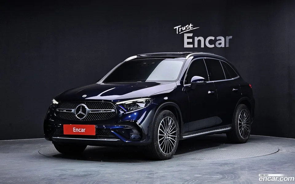Mercedes-Benz GLC-Class (X254) GLC300 4MATIC AMG Line 2024 — фото 1, купить с доставкой в Москву