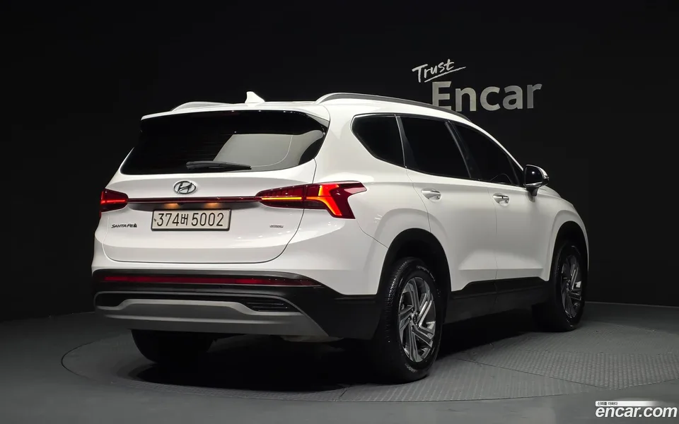 Hyundai Santa Fe 2.2 4WD 2023 — миниатюра 2