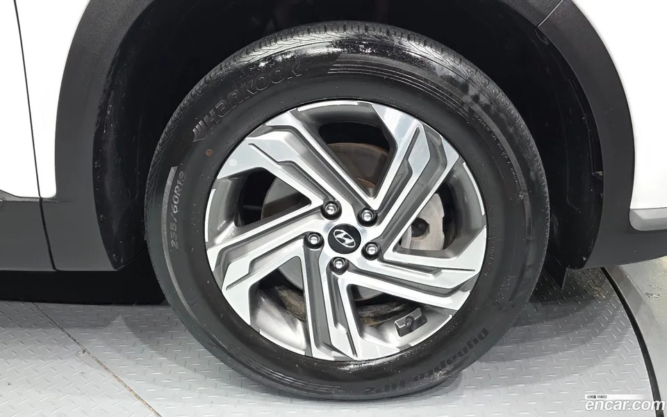 Hyundai Santa Fe 2.2 4WD 2023 — миниатюра 5