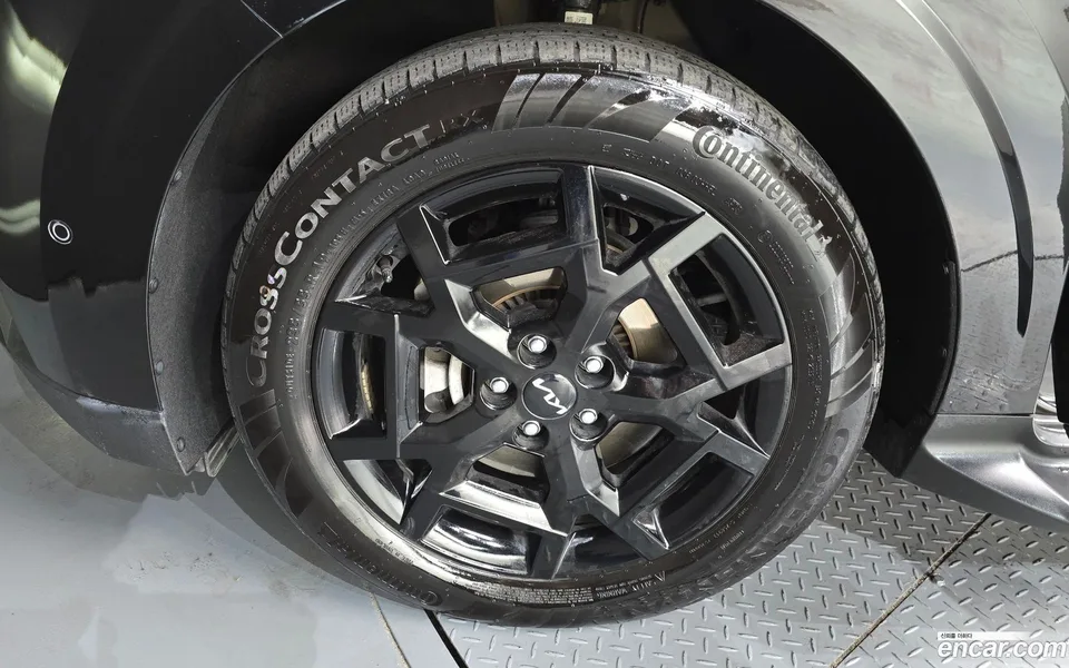 Kia Carnival HEV 9 2024 — миниатюра 5