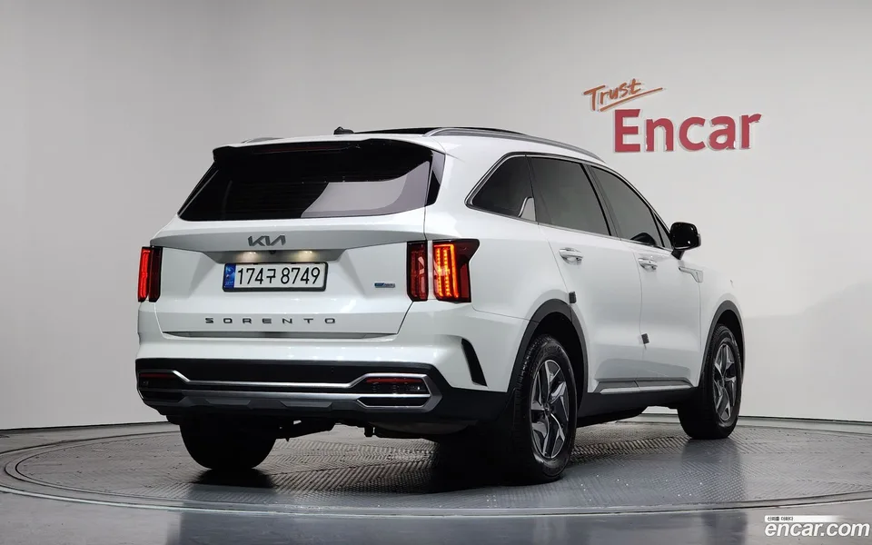 Kia Sorento HEV 1.6 2WD 2022 — миниатюра 2