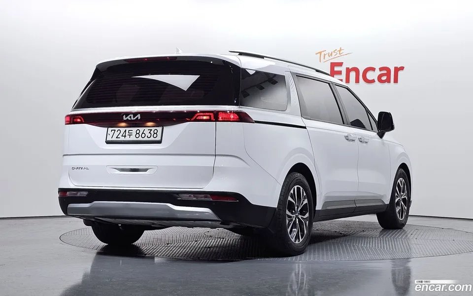 Kia Carnival 11 2023 — миниатюра 2