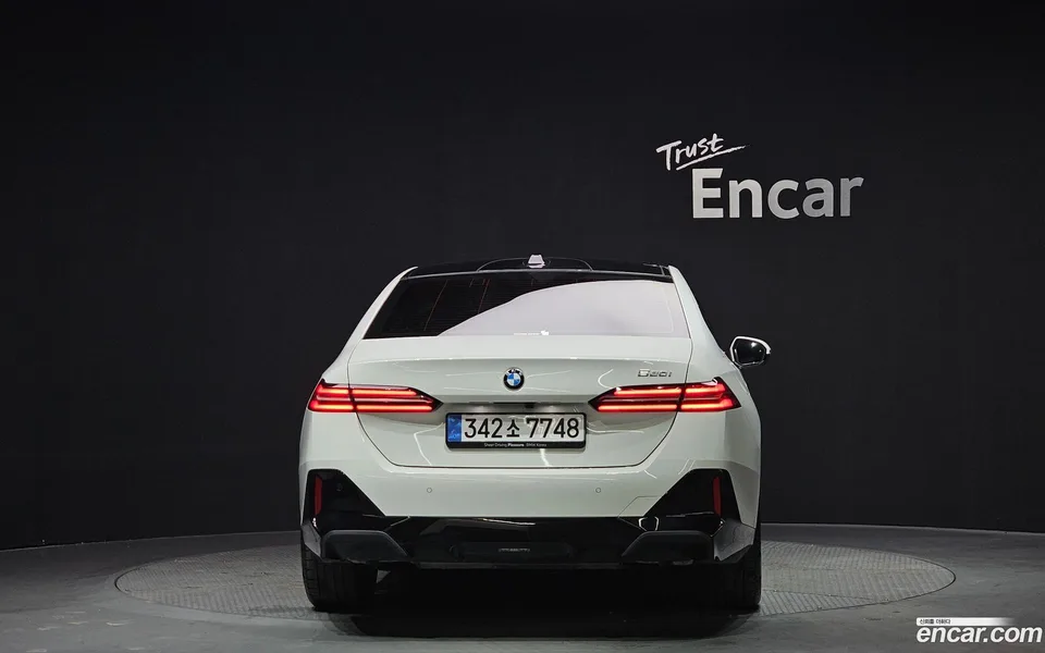 BMW 5 Series 520i M 2025 — миниатюра 4