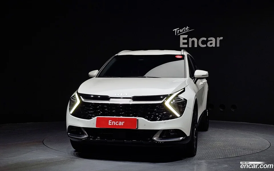 Kia Sportage 1.6 2WD 2023 — миниатюра 3