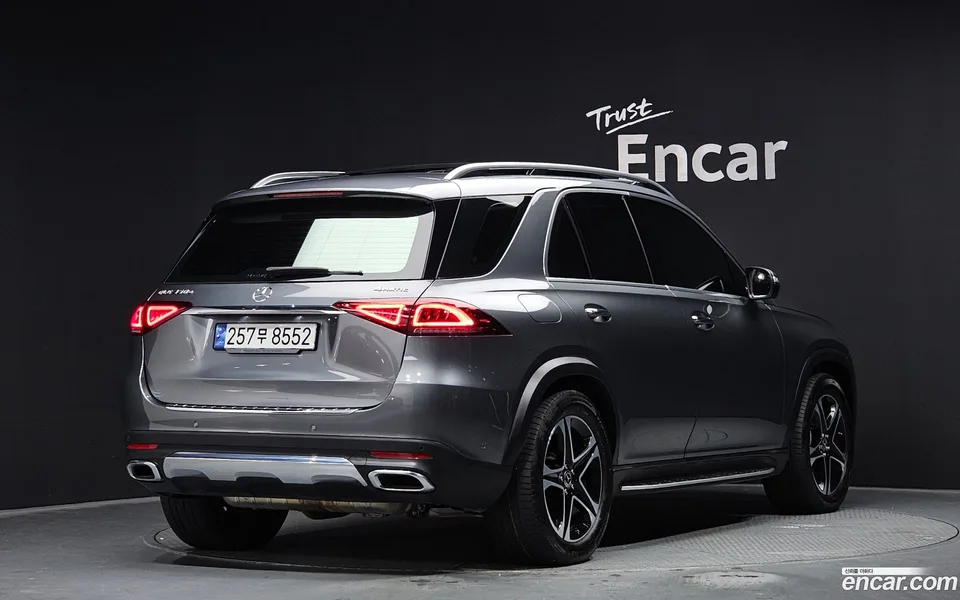 Mercedes-Benz GLE-Class GLE350e 4MATIC 2022 — миниатюра 2