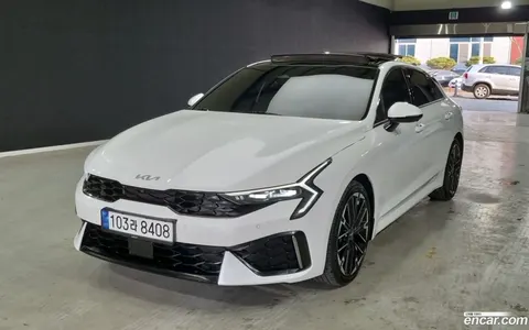Kia K5 2024 купить в Москве