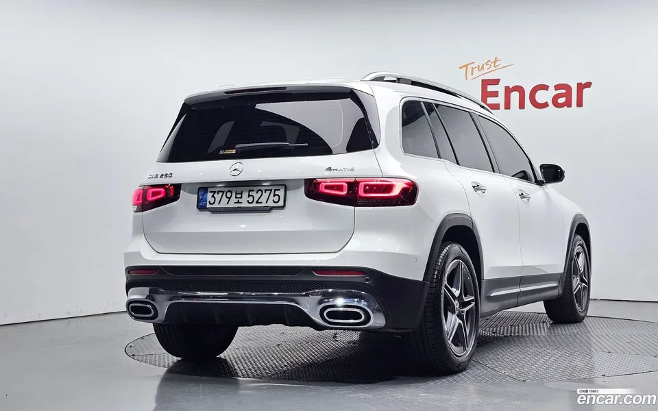 Mercedes-Benz GLB-Class GLB250 4MATIC 2022 — миниатюра 2