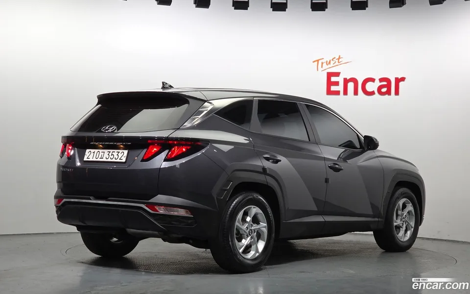 Hyundai Tucson 2.0 2WD 2022 — миниатюра 2