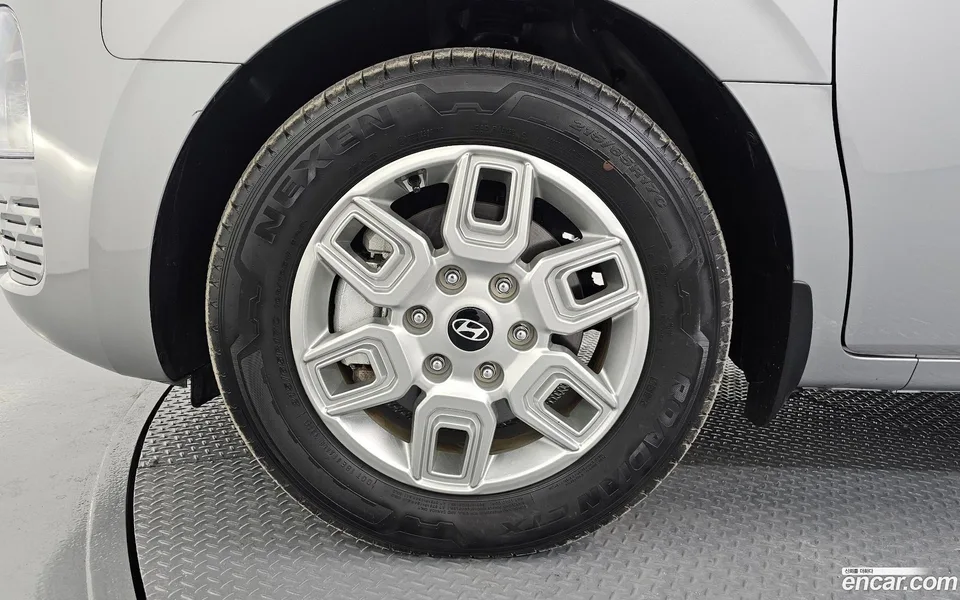 Hyundai Staria HEV 1.6 2024 — миниатюра 5