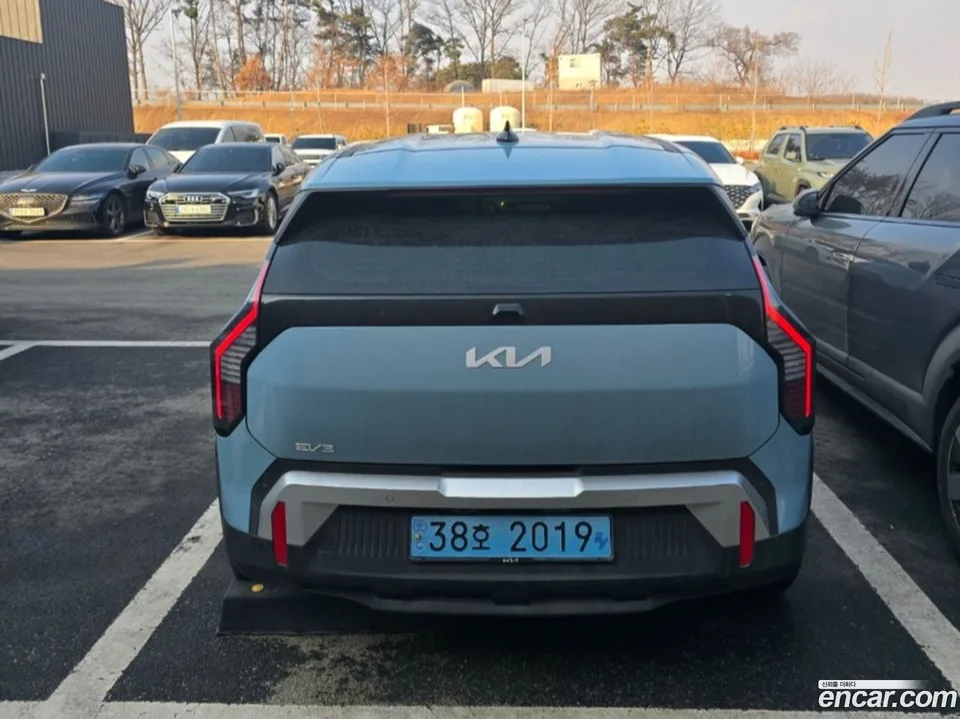 Kia EV3 2WD 2025 — миниатюра 2