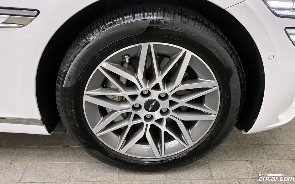 Genesis G80 2.5 2WD 2024 — миниатюра 5