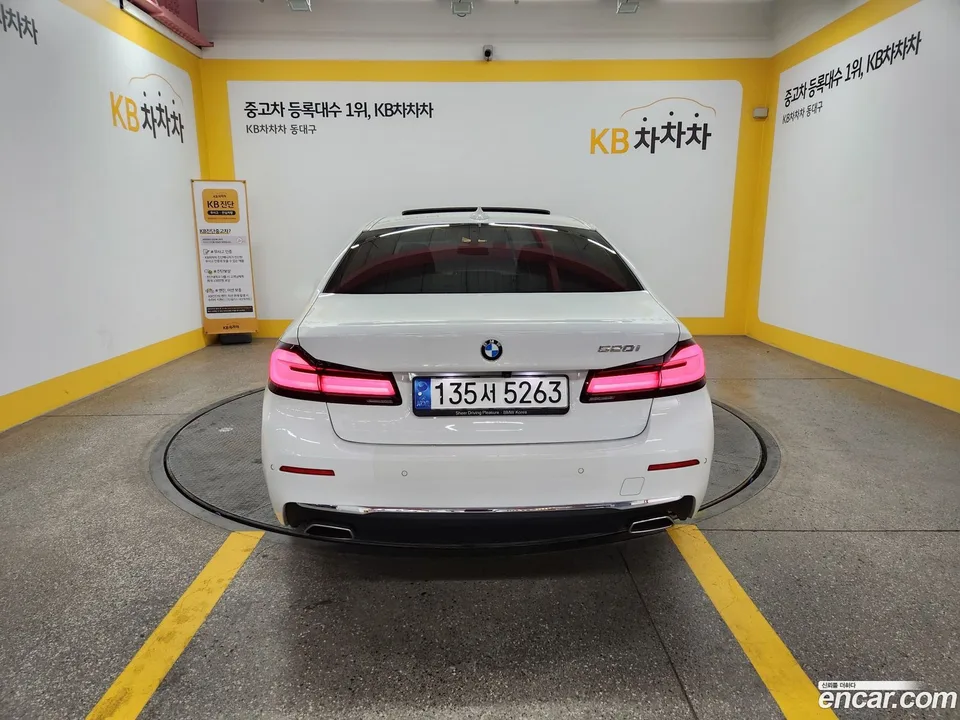 BMW 5 Series 520i 2022 — миниатюра 4