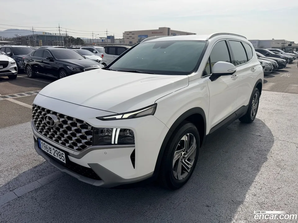 Hyundai Santa Fe 2.5T 4WD 2023 — фото 1, купить с доставкой в Москву