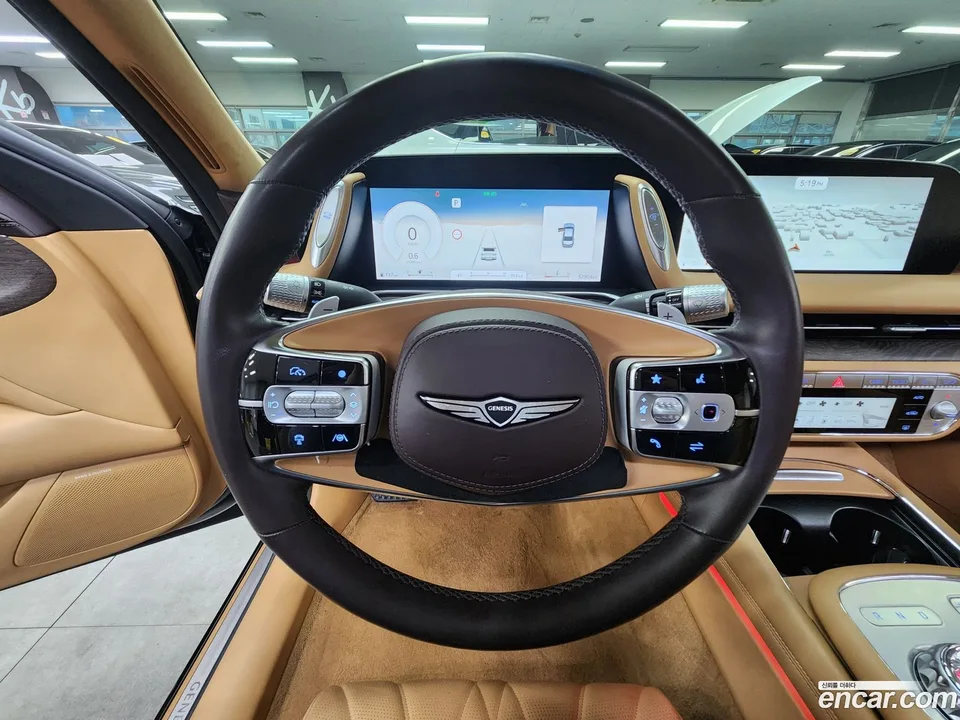 Genesis G90 3.5 AWD 2023 — миниатюра 3