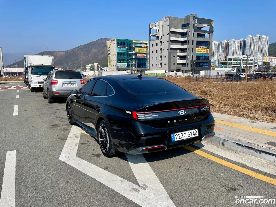 Hyundai Sonata The Edge Hybrid 2024 — миниатюра 4