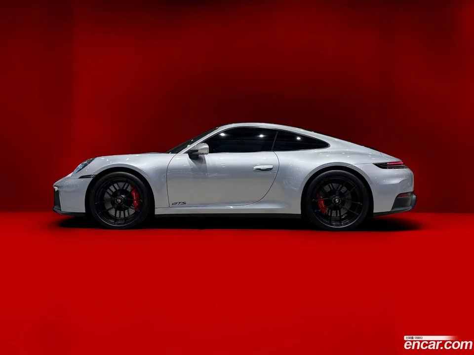 Porsche 911 (992) GTS 2025 — фото 1, купить с доставкой в Москву
