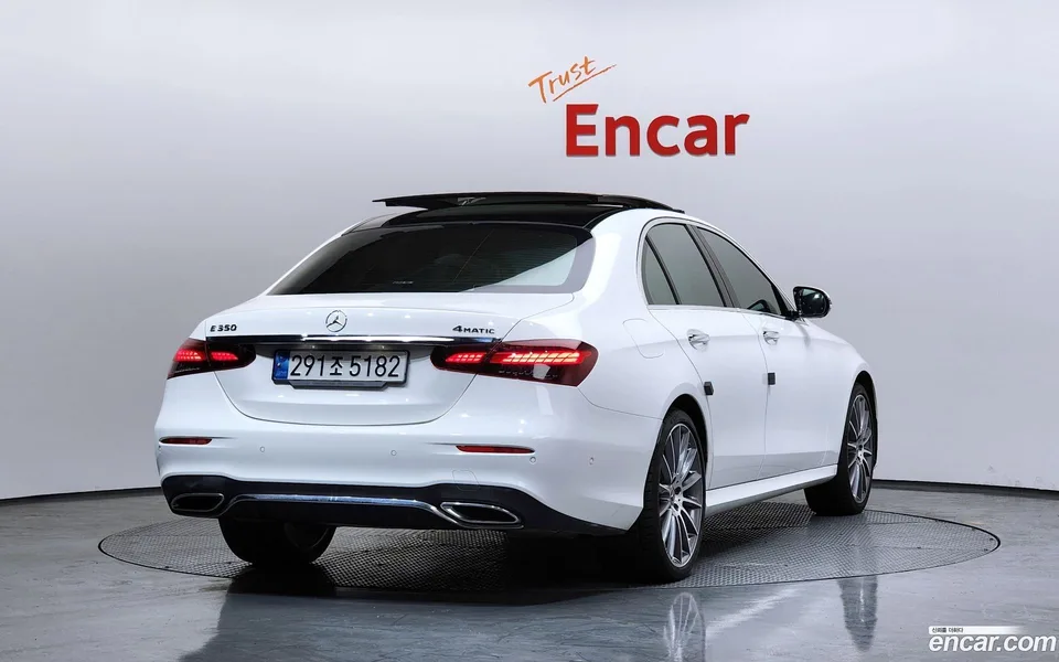 Mercedes-Benz E-Class E350 4MATIC AMG Line 2022 — миниатюра 2