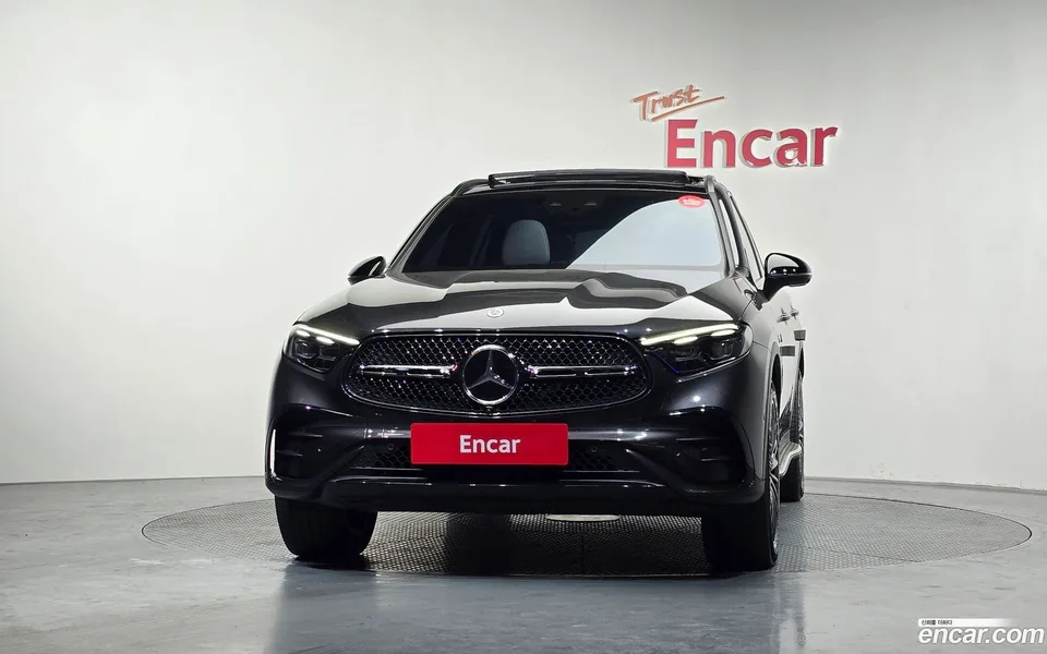Mercedes-Benz GLC-Class GLC300 4MATIC 2023 — миниатюра 3