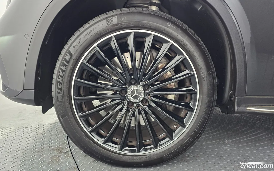 Mercedes-Benz GLC-Class GLC300 4MATIC 2023 — миниатюра 5