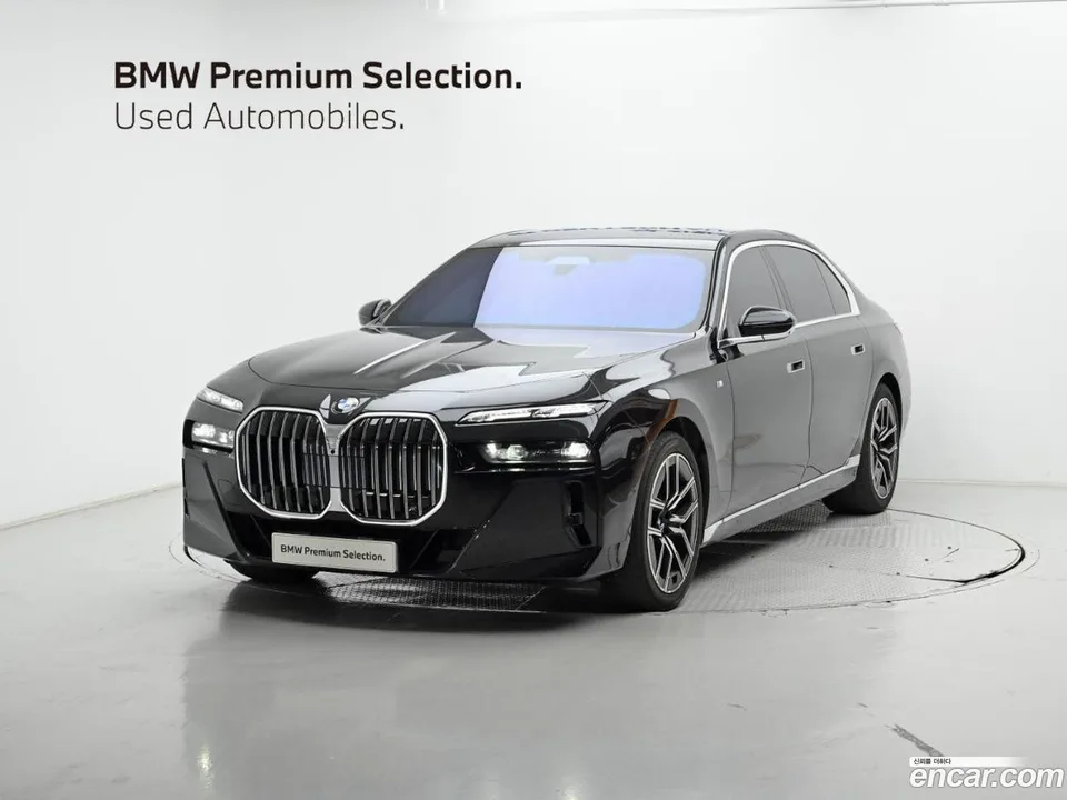 BMW 7 Series 740d xDrive M 2025 — фото 1, купить с доставкой в Москву