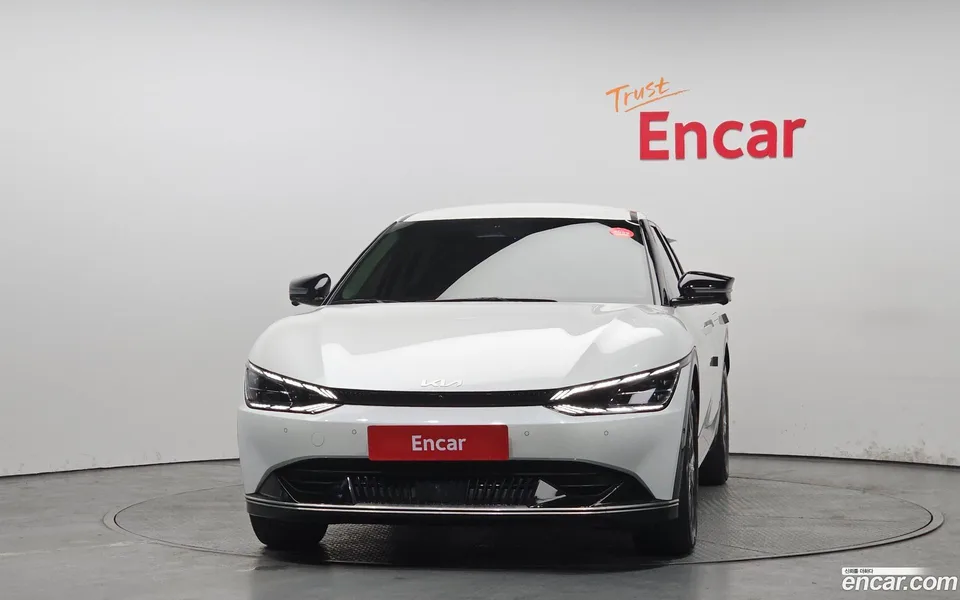 Kia EV6 2022 — миниатюра 3