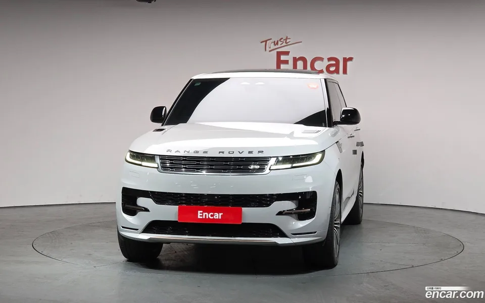 Land Rover Range Rover Sport P550E HSE 2025 — миниатюра 3