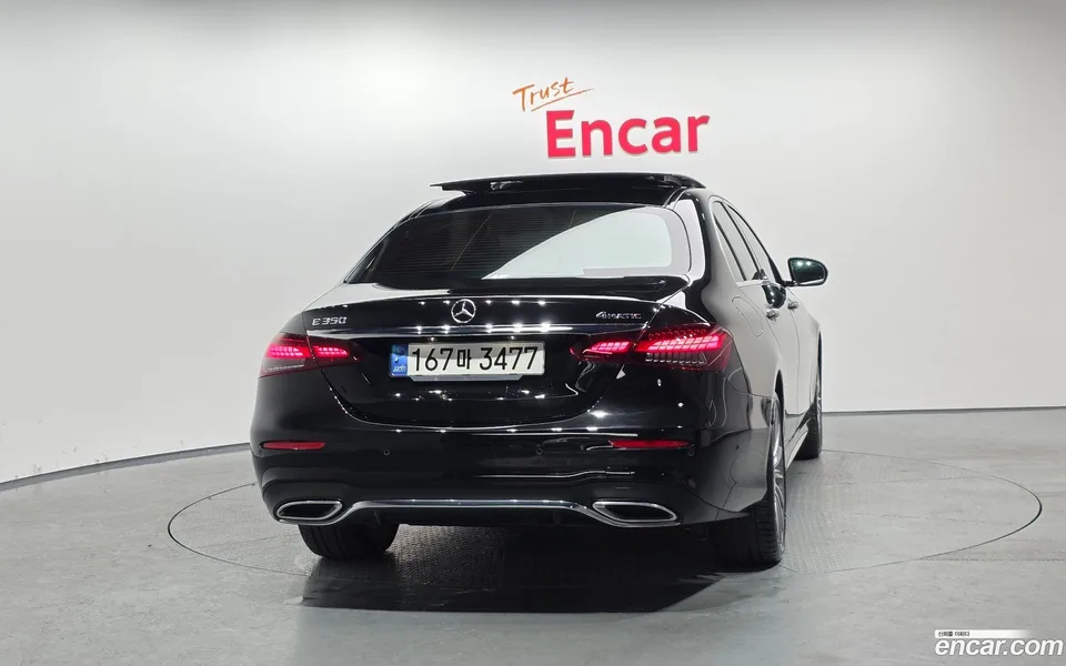 Mercedes-Benz E-Class E350 4MATIC AMG Line 2022 — миниатюра 4