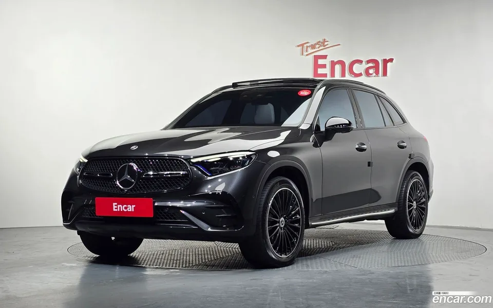 Mercedes-Benz GLC-Class GLC300 4MATIC 2023 — фото 1, купить с доставкой в Москву