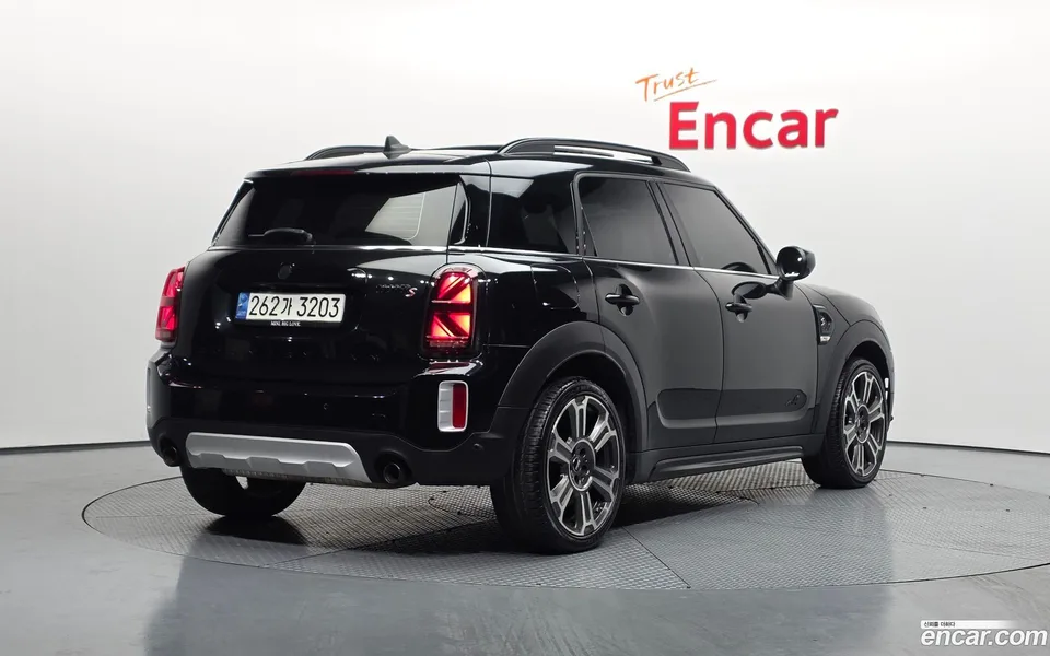 MINI Cooper S Countryman ALL4 2022 — миниатюра 2