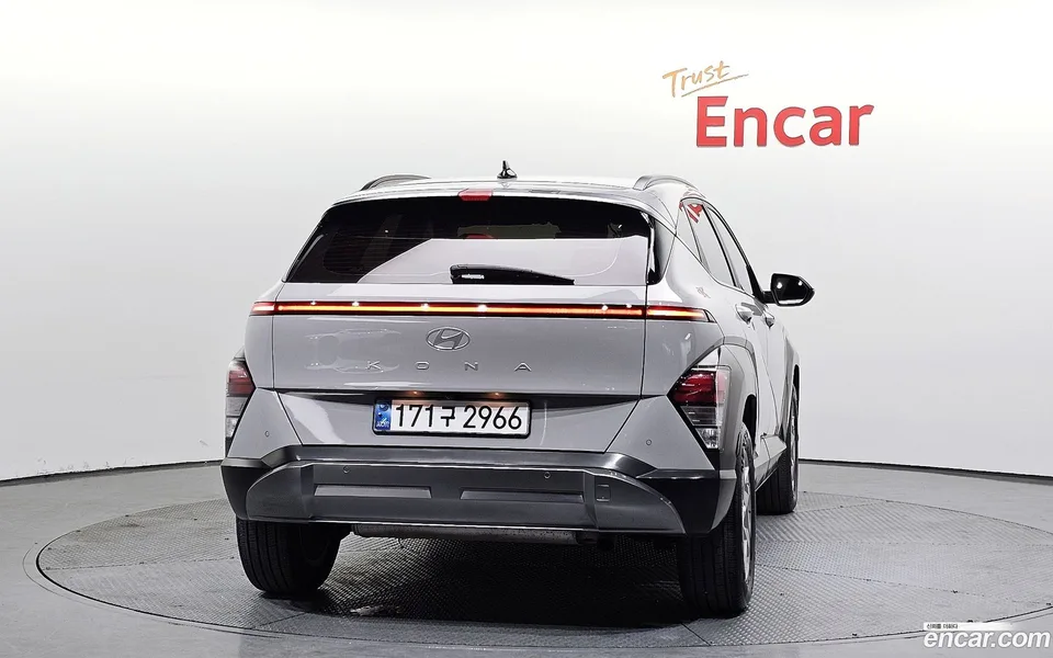 Hyundai Kona 1.6 2WD 2023 — миниатюра 4