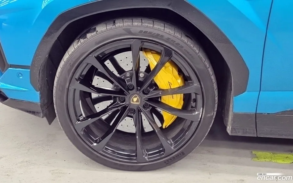 Lamborghini Urus 4.0 V8 S 2024 — миниатюра 5