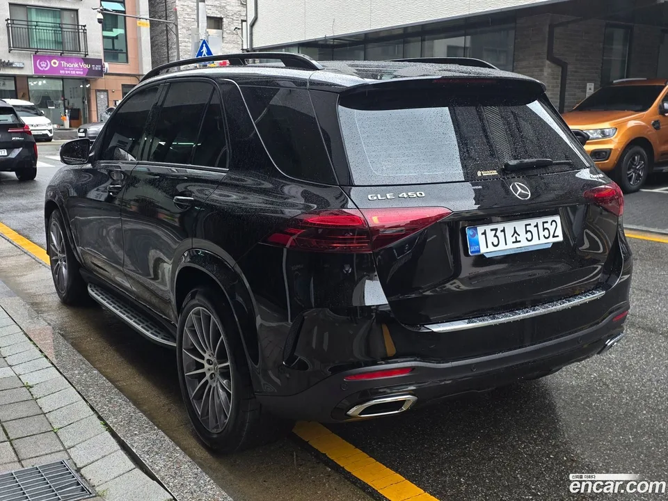 Mercedes-Benz GLE-Class GLE450 4MATIC AMG Line 2025 — миниатюра 5