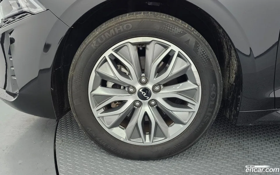 Kia K5 Hybrid 2023 — миниатюра 5