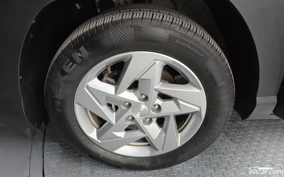 Hyundai Kona 1.6 2WD 2024 — миниатюра 5
